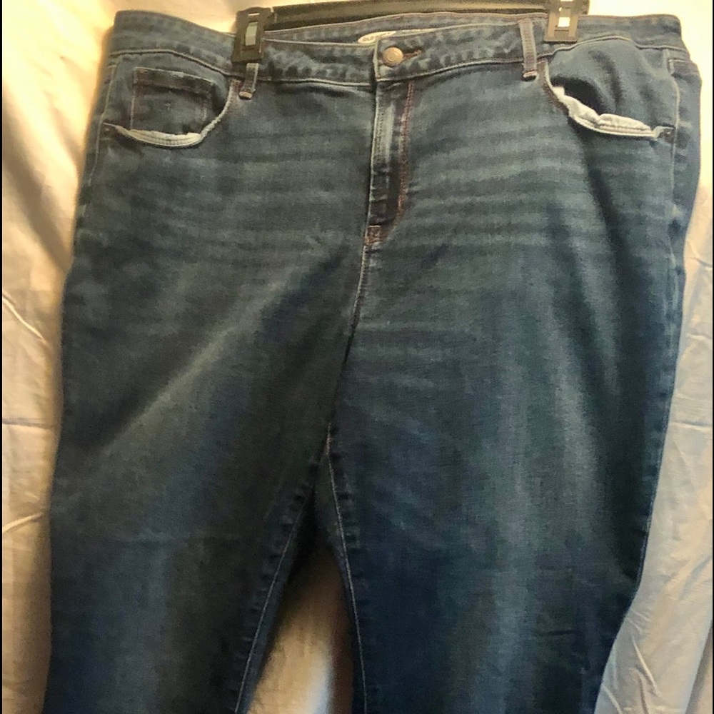 Old Navy woman’s jeans, Pop Icon, EUC plus size 18